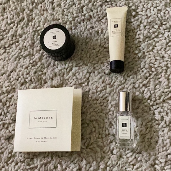 Jo Malone Other - Jo Malone deluxe minis 4 pc gift set